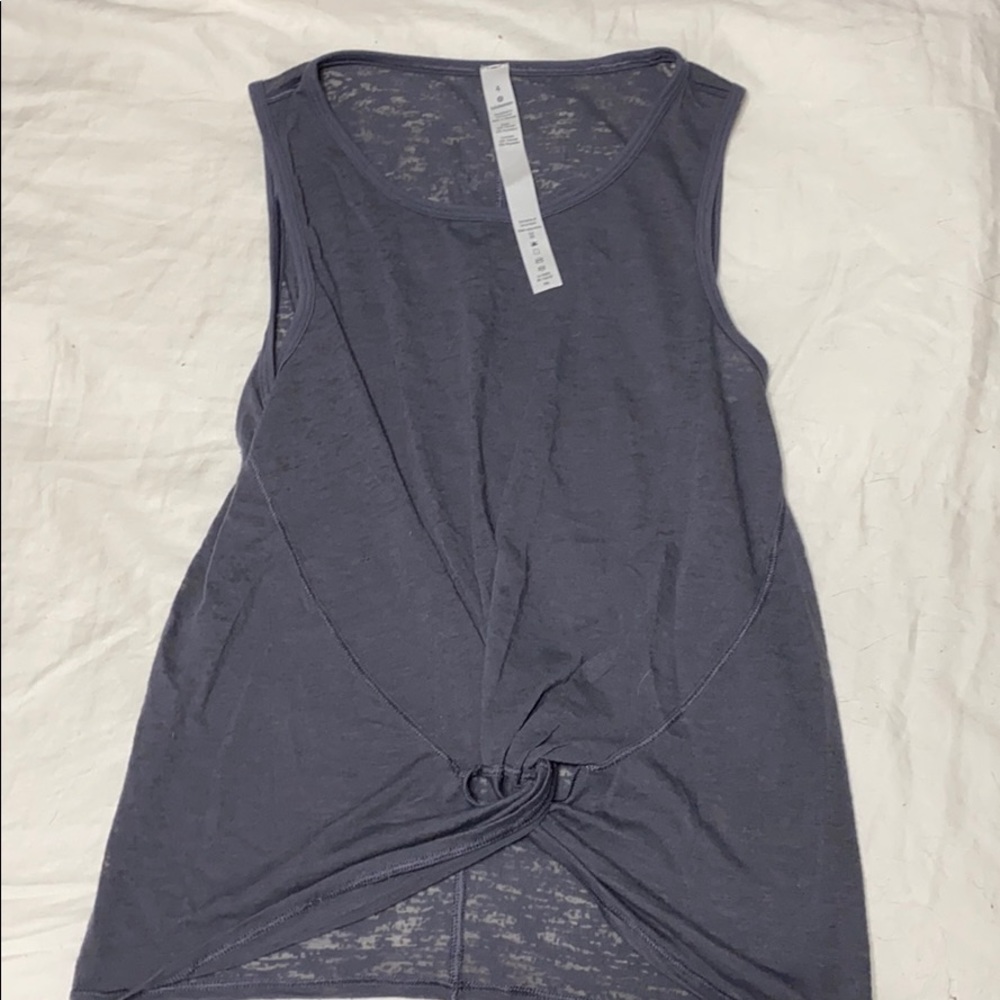 Lululemon top